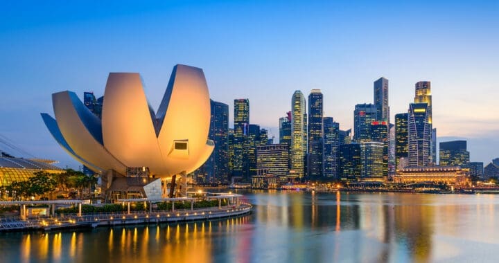 Passive Income in Singapore. City Picture